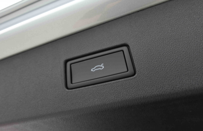 VOLKSWAGEN_VOLKSWAGEN_TAYRON_2654828_6.jpg