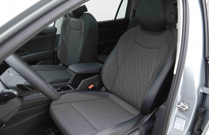 VOLKSWAGEN_VOLKSWAGEN_TAYRON_2654829_7.jpg