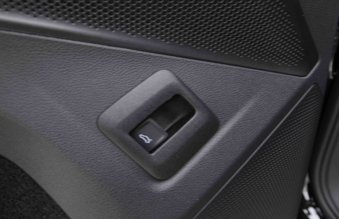 VOLKSWAGEN_VOLKSWAGEN_TAYRON_2654831_20.jpg