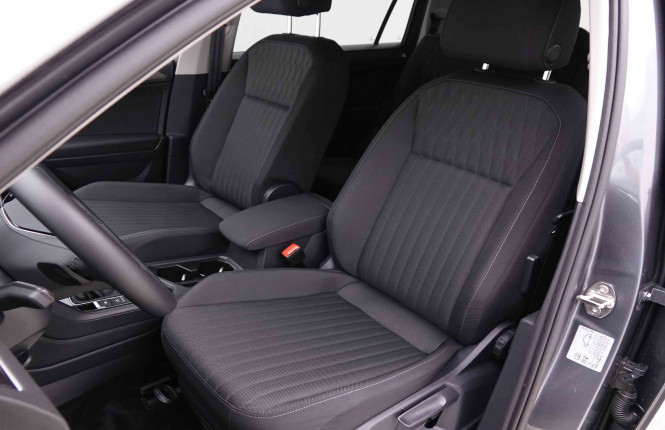 VOLKSWAGEN_VOLKSWAGEN_TIGUANALLS_2548923_7.jpg