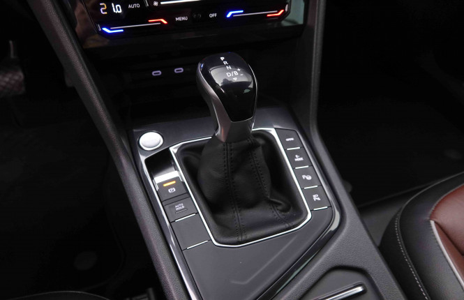 VOLKSWAGEN_VOLKSWAGEN_TIGUAN_2548706_16.jpg