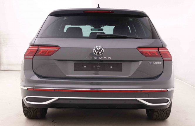 VOLKSWAGEN_VOLKSWAGEN_TIGUAN_2548706_29.jpg