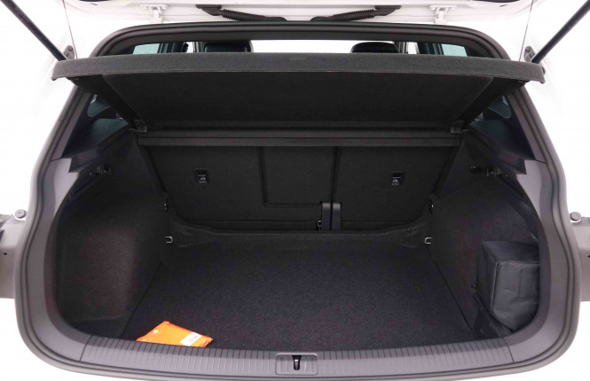 VOLKSWAGEN_VOLKSWAGEN_TIGUAN_2548778_5.jpg