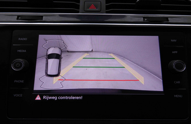 VOLKSWAGEN_VOLKSWAGEN_TIGUAN_2548869_13.jpg