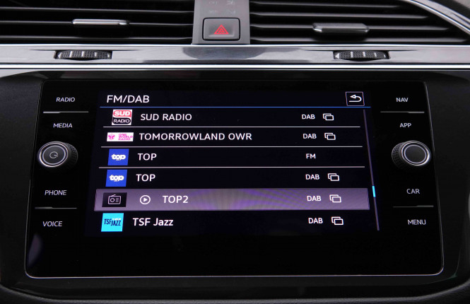 VOLKSWAGEN_VOLKSWAGEN_TIGUAN_2548877_13.jpg