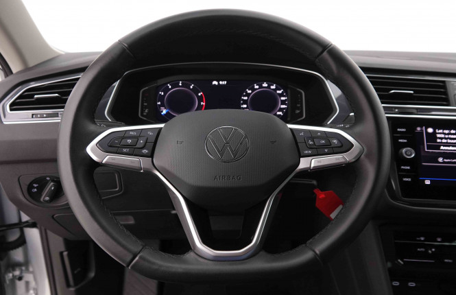 VOLKSWAGEN_VOLKSWAGEN_TIGUAN_2549597_10.jpg