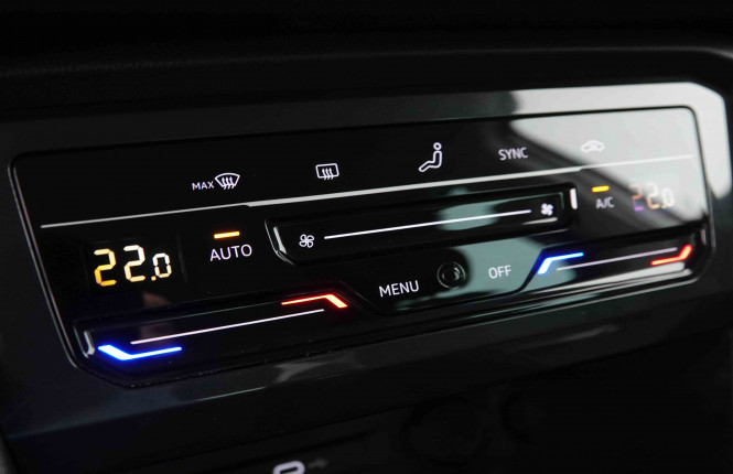 VOLKSWAGEN_VOLKSWAGEN_TIGUAN_2549597_17.jpg