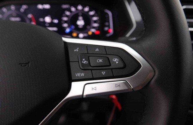VOLKSWAGEN_VOLKSWAGEN_TIGUAN_2549597_20.jpg