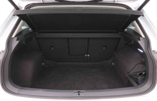 VOLKSWAGEN_VOLKSWAGEN_TIGUAN_2549597_5.jpg