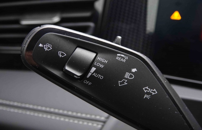VOLKSWAGEN_VOLKSWAGEN_TIGUAN_2550192_18.jpg