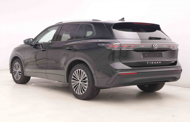 VOLKSWAGEN_VOLKSWAGEN_TIGUAN_2550192_29.jpg