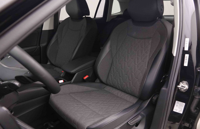 VOLKSWAGEN_VOLKSWAGEN_TIGUAN_2550192_6.jpg