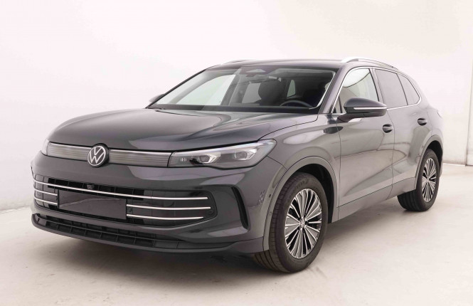 VOLKSWAGEN_VOLKSWAGEN_TIGUAN_2550656_28.jpg