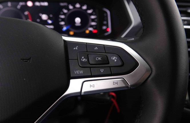 VOLKSWAGEN_VOLKSWAGEN_TIGUAN_2551053_18.jpg