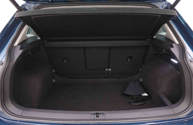 VOLKSWAGEN_VOLKSWAGEN_TIGUAN_2551053_5.jpg