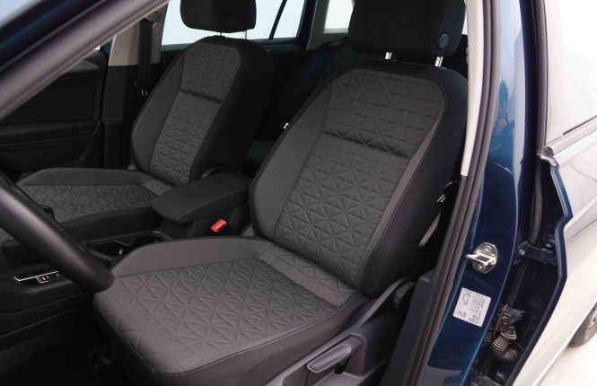 VOLKSWAGEN_VOLKSWAGEN_TIGUAN_2551053_7.jpg
