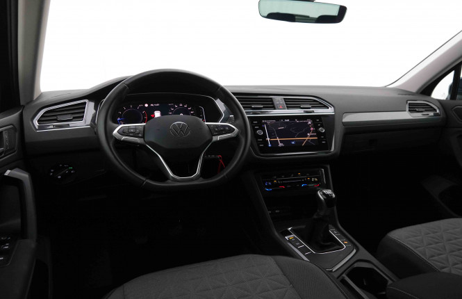 VOLKSWAGEN_VOLKSWAGEN_TIGUAN_2551053_8.jpg