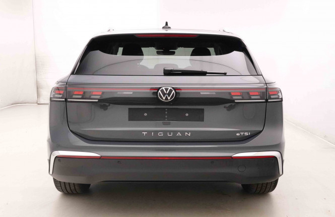 VOLKSWAGEN_VOLKSWAGEN_TIGUAN_2652424_94.jpg