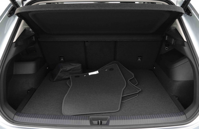 VOLKSWAGEN_VOLKSWAGEN_TIGUAN_2652546_5.jpg VOLKSWAGEN_VOLKSWAGEN_TIGUAN_2652546_5.jpg