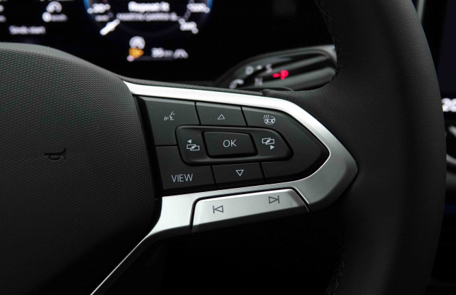 VOLKSWAGEN_VOLKSWAGEN_TIGUAN_2652547_20.jpg