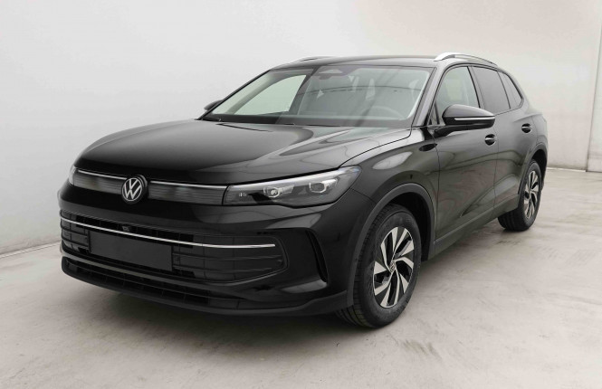 VOLKSWAGEN_VOLKSWAGEN_TIGUAN_2652549_26.jpg