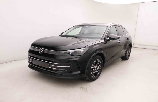 VOLKSWAGEN_VOLKSWAGEN_TIGUAN_2652945_27.jpg