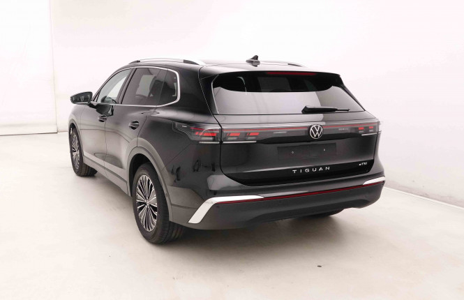 VOLKSWAGEN_VOLKSWAGEN_TIGUAN_2652945_30.jpg