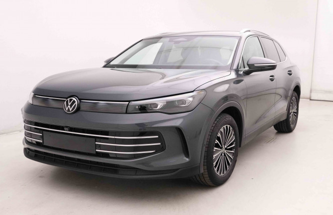 VOLKSWAGEN_VOLKSWAGEN_TIGUAN_2652950_26.jpg