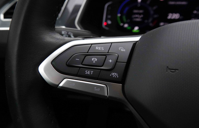 VOLKSWAGEN_VOLKSWAGEN_TIGUAN_2652952_20.jpg