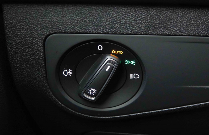 VOLKSWAGEN_VOLKSWAGEN_TIGUAN_2652952_22.jpg