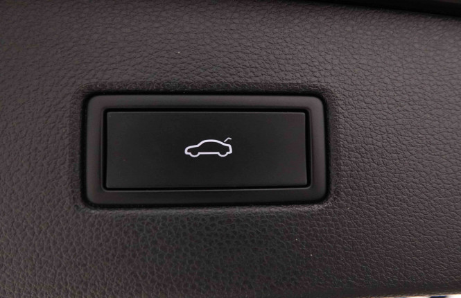 VOLKSWAGEN_VOLKSWAGEN_TIGUAN_2652952_6.jpg