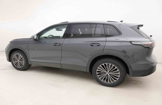 VOLKSWAGEN_VOLKSWAGEN_TIGUAN_2653513_27.jpg