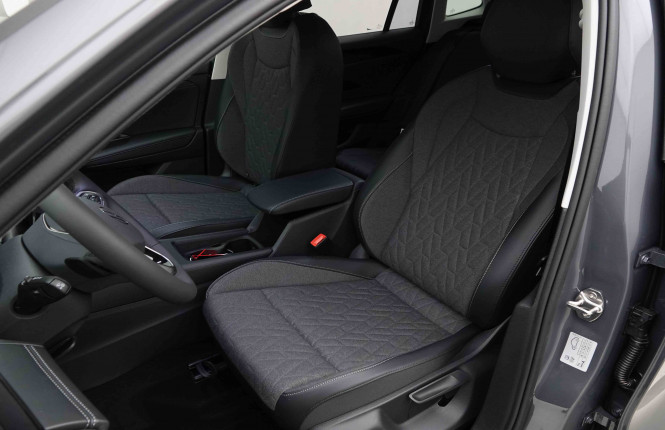 VOLKSWAGEN_VOLKSWAGEN_TIGUAN_2653513_7.jpg