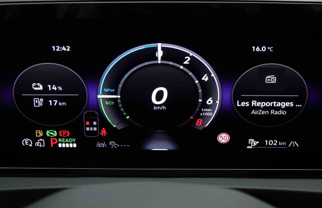 VOLKSWAGEN_VOLKSWAGEN_TIGUAN_2653514_16.jpg