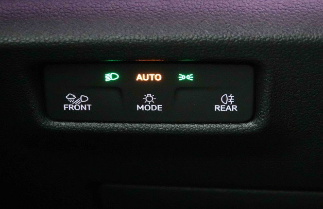 VOLKSWAGEN_VOLKSWAGEN_TIGUAN_2653515_21.jpg