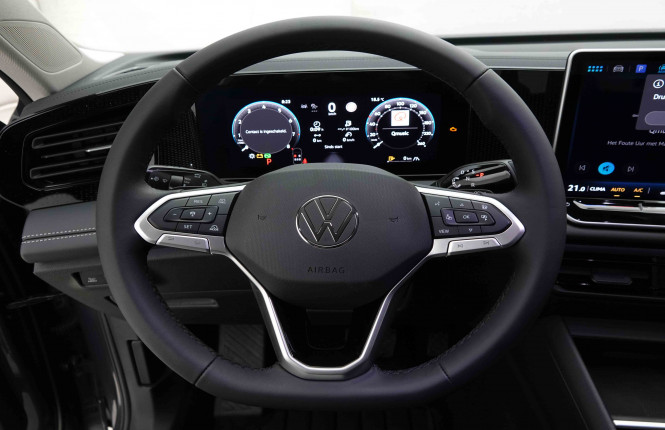 VOLKSWAGEN_VOLKSWAGEN_TIGUAN_2653516_9.jpg