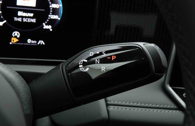 VOLKSWAGEN_VOLKSWAGEN_TIGUAN_2653517_18.jpg