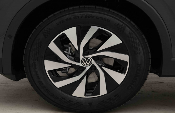 VOLKSWAGEN_VOLKSWAGEN_TIGUAN_2653518_23.jpg
