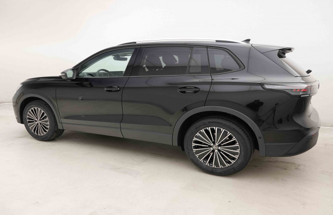 VOLKSWAGEN_VOLKSWAGEN_TIGUAN_2653519_26.jpg