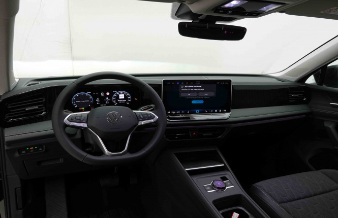 VOLKSWAGEN_VOLKSWAGEN_TIGUAN_2653519_8.jpg