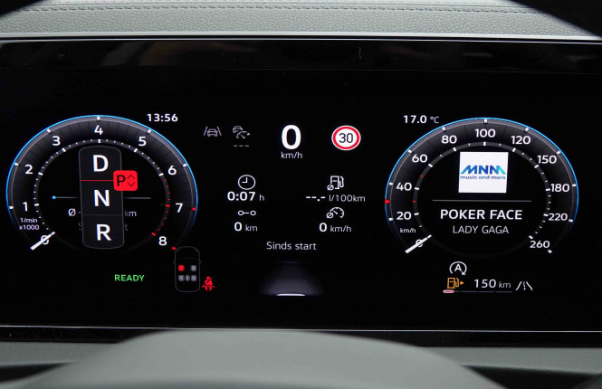 VOLKSWAGEN_VOLKSWAGEN_TIGUAN_2653520_15.jpg