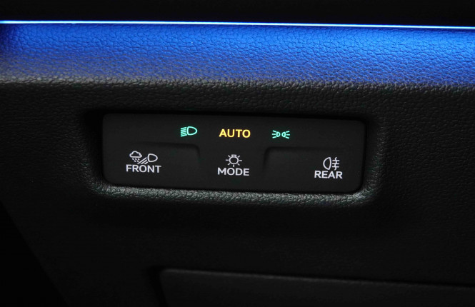 VOLKSWAGEN_VOLKSWAGEN_TIGUAN_2653520_20.jpg