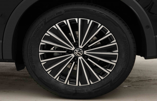 VOLKSWAGEN_VOLKSWAGEN_TIGUAN_2653520_22.jpg