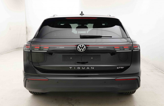 VOLKSWAGEN_VOLKSWAGEN_TIGUAN_2653520_28.jpg