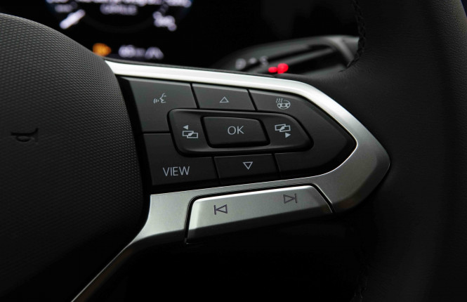 VOLKSWAGEN_VOLKSWAGEN_TIGUAN_2654015_19.jpg VOLKSWAGEN_VOLKSWAGEN_TIGUAN_2654015_19.jpg