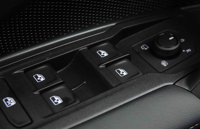 VOLKSWAGEN_VOLKSWAGEN_TIGUAN_2654015_21.jpg VOLKSWAGEN_VOLKSWAGEN_TIGUAN_2654015_21.jpg
