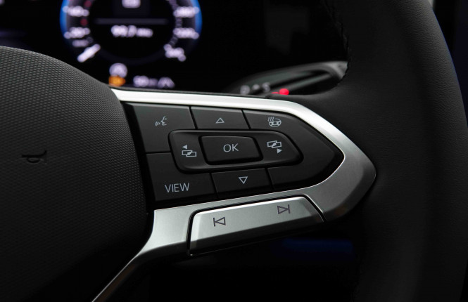 VOLKSWAGEN_VOLKSWAGEN_TIGUAN_2654016_19.jpg VOLKSWAGEN_VOLKSWAGEN_TIGUAN_2654016_19.jpg