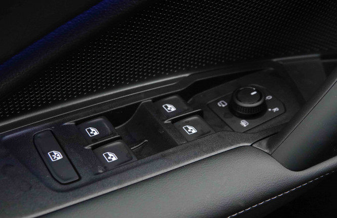 VOLKSWAGEN_VOLKSWAGEN_TIGUAN_2654016_21.jpg VOLKSWAGEN_VOLKSWAGEN_TIGUAN_2654016_21.jpg
