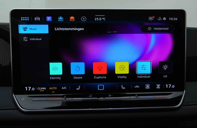 VOLKSWAGEN_VOLKSWAGEN_TIGUAN_2654017_10.jpg