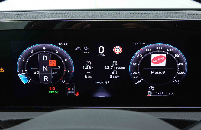 VOLKSWAGEN_VOLKSWAGEN_TIGUAN_2654017_16.jpg